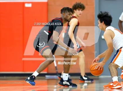 Thumbnail 1 in Orange Lutheran vs. Rolling Hills Prep (Mater Dei Extravaganza) photogallery.