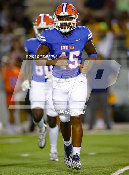 Thumbnail 2 in Grand Oaks vs Nimitz photogallery.