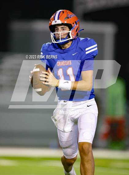Thumbnail 1 in Grand Oaks vs Nimitz photogallery.