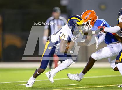 Thumbnail 2 in Grand Oaks vs Nimitz photogallery.