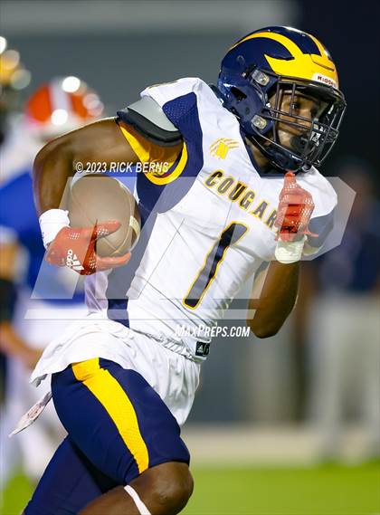 Thumbnail 1 in Grand Oaks vs Nimitz photogallery.
