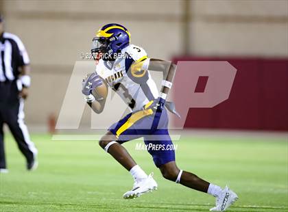 Thumbnail 1 in Grand Oaks vs Nimitz photogallery.