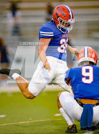 Thumbnail 3 in Grand Oaks vs Nimitz photogallery.