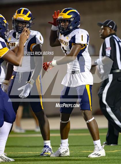 Thumbnail 3 in Grand Oaks vs Nimitz photogallery.