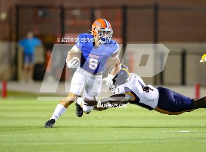 Thumbnail 3 in Grand Oaks vs Nimitz photogallery.