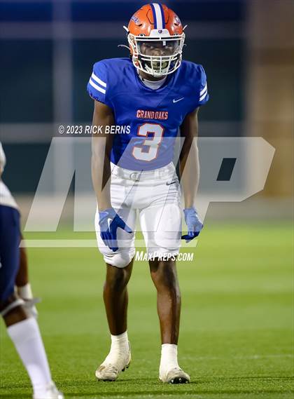 Thumbnail 2 in Grand Oaks vs Nimitz photogallery.