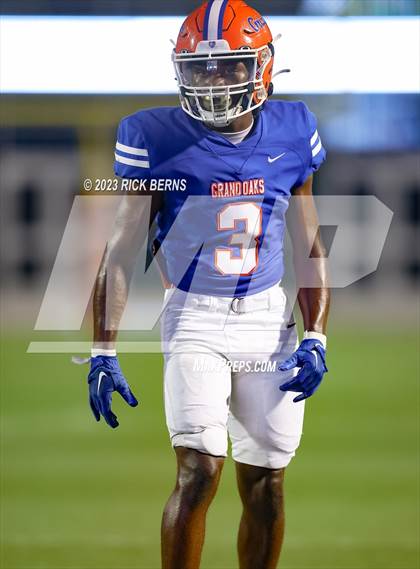 Thumbnail 1 in Grand Oaks vs Nimitz photogallery.