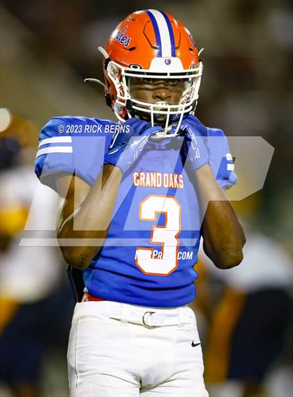 Thumbnail 2 in Grand Oaks vs Nimitz photogallery.