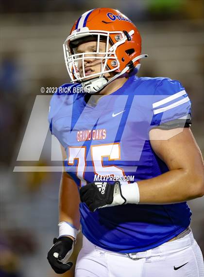 Thumbnail 3 in Grand Oaks vs Nimitz photogallery.