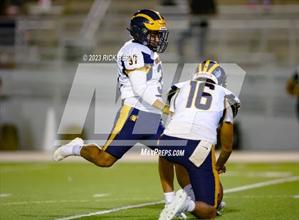Thumbnail 1 in Grand Oaks vs Nimitz photogallery.