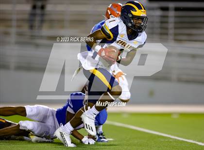 Thumbnail 2 in Grand Oaks vs Nimitz photogallery.