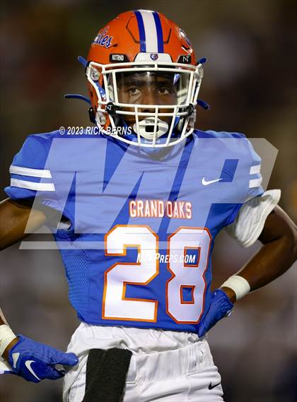 Thumbnail 1 in Grand Oaks vs Nimitz photogallery.