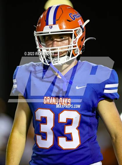 Thumbnail 3 in Grand Oaks vs Nimitz photogallery.
