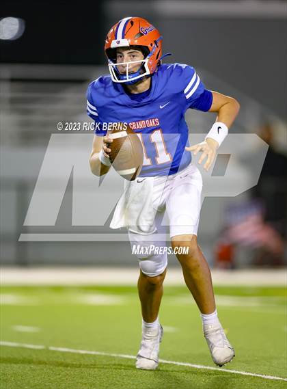 Thumbnail 3 in Grand Oaks vs Nimitz photogallery.