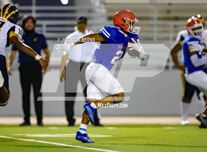 Thumbnail 2 in Grand Oaks vs Nimitz photogallery.