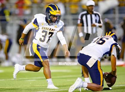 Thumbnail 3 in Grand Oaks vs Nimitz photogallery.