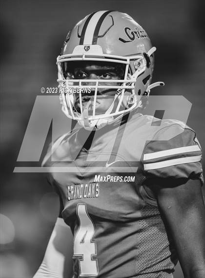 Thumbnail 2 in Grand Oaks vs Nimitz photogallery.