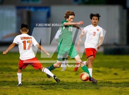 Thumbnail 2 in Lincoln vs Eagle Rock photogallery.