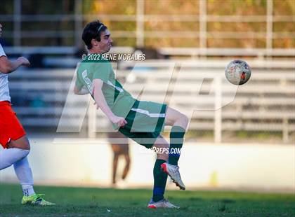 Thumbnail 3 in Lincoln vs Eagle Rock photogallery.