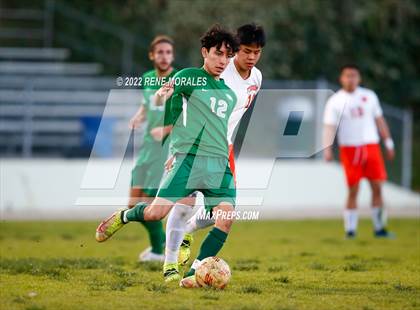 Thumbnail 2 in Lincoln vs Eagle Rock photogallery.