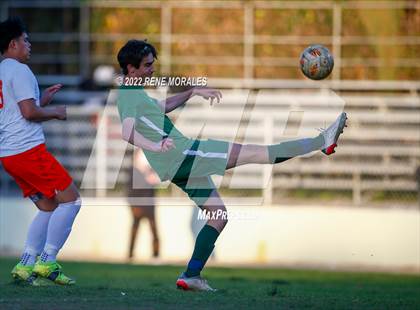 Thumbnail 1 in Lincoln vs Eagle Rock photogallery.