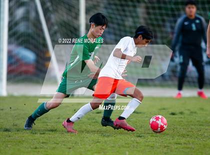 Thumbnail 3 in Lincoln vs Eagle Rock photogallery.