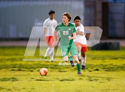 Thumbnail 3 in Lincoln vs Eagle Rock photogallery.