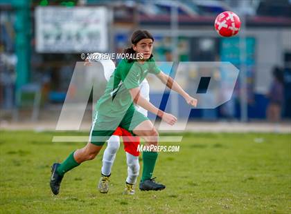 Thumbnail 3 in Lincoln vs Eagle Rock photogallery.
