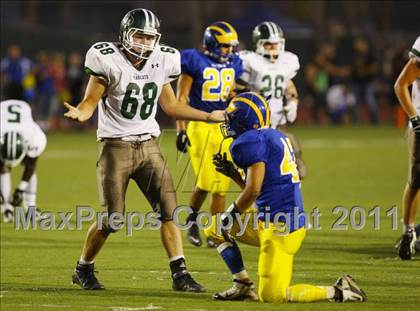 Thumbnail 2 in San Dimas vs. Bonita photogallery.