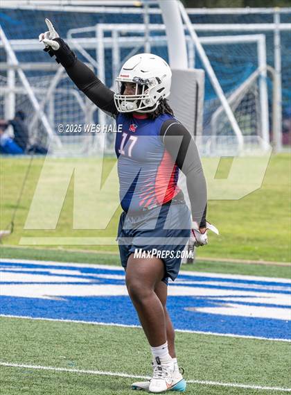 Thumbnail 2 in Marion vs Pine Bluff (U of Memphis 7v7) photogallery.