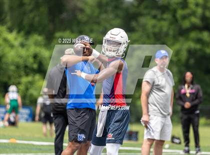 Thumbnail 1 in Marion vs Pine Bluff (U of Memphis 7v7) photogallery.