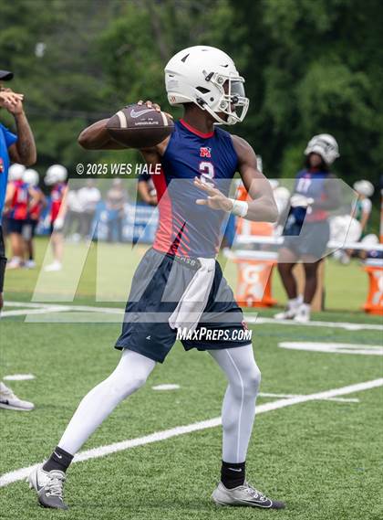 Thumbnail 1 in Marion vs Pine Bluff (U of Memphis 7v7) photogallery.