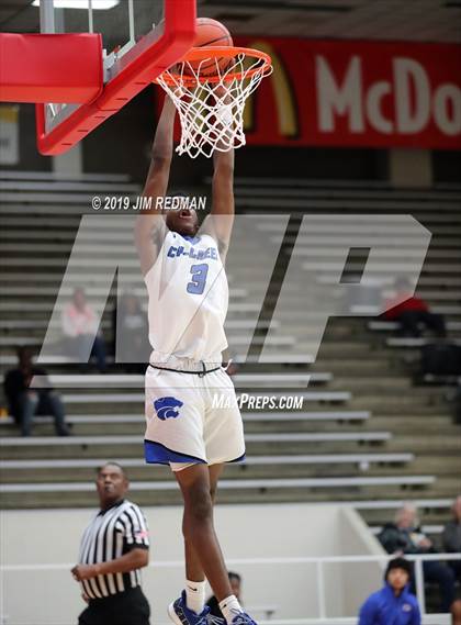 Thumbnail 2 in Dickinson vs. Cypress Creek (McDonald's Texas Invitational) photogallery.