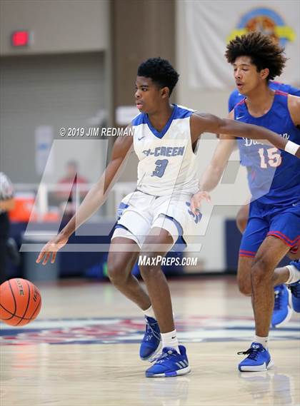 Thumbnail 2 in Dickinson vs. Cypress Creek (McDonald's Texas Invitational) photogallery.