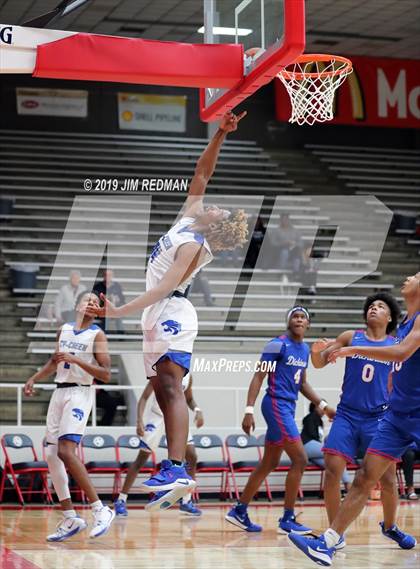 Thumbnail 1 in Dickinson vs. Cypress Creek (McDonald's Texas Invitational) photogallery.