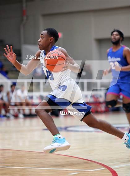 Thumbnail 2 in Dickinson vs. Cypress Creek (McDonald's Texas Invitational) photogallery.