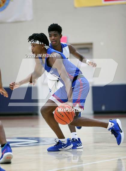 Thumbnail 3 in Dickinson vs. Cypress Creek (McDonald's Texas Invitational) photogallery.