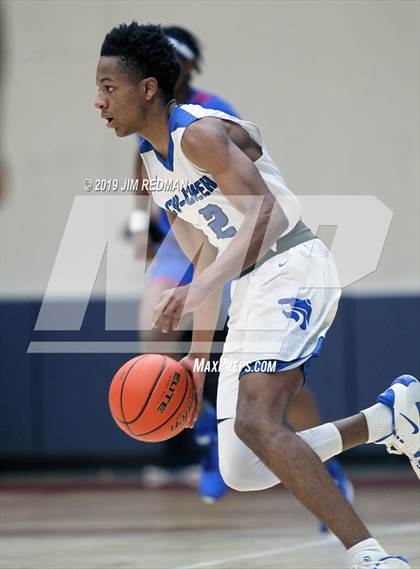 Thumbnail 2 in Dickinson vs. Cypress Creek (McDonald's Texas Invitational) photogallery.