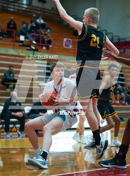 Thumbnail 2 in Avon @ Danville photogallery.