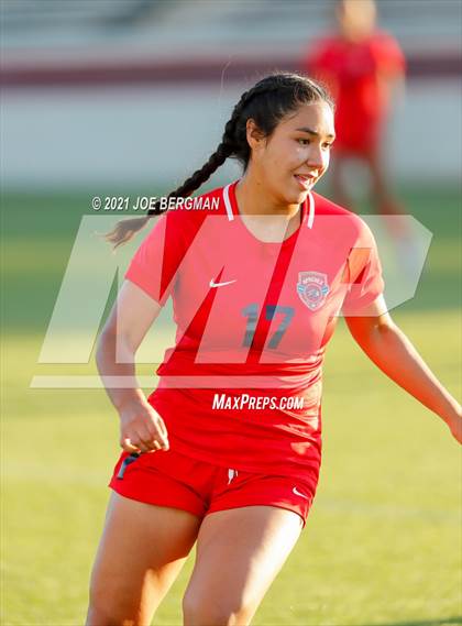 Thumbnail 3 in Highland @ Sanger (CIF CS D2 Semifinal) photogallery.
