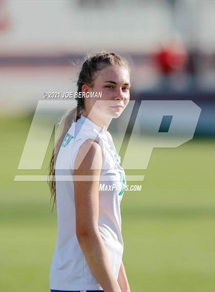 Thumbnail 2 in Highland @ Sanger (CIF CS D2 Semifinal) photogallery.