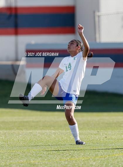 Thumbnail 3 in Highland @ Sanger (CIF CS D2 Semifinal) photogallery.
