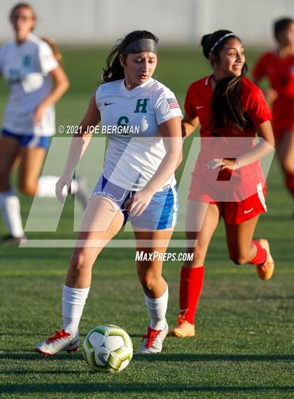 Thumbnail 2 in Highland @ Sanger (CIF CS D2 Semifinal) photogallery.