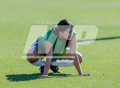 Thumbnail 2 in Highland @ Sanger (CIF CS D2 Semifinal) photogallery.