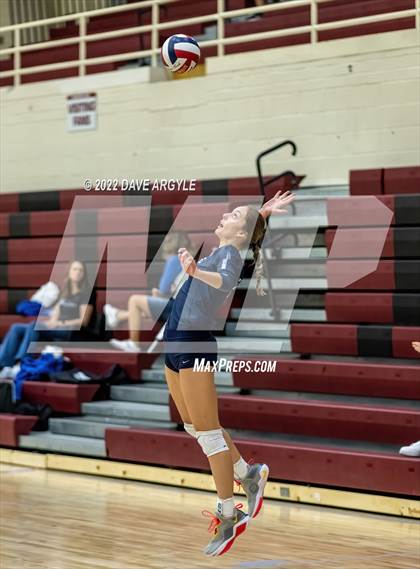 Thumbnail 3 in Syracuse vs. Bountiful (5A/6A Volleyball Challenge) photogallery.
