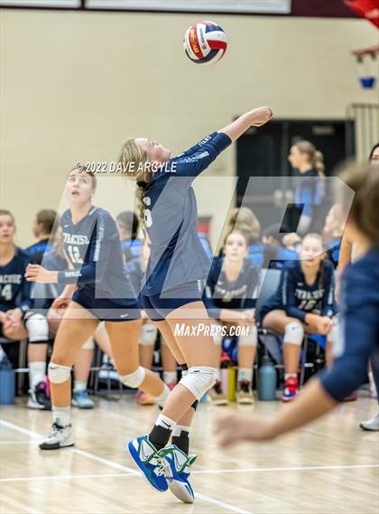 Thumbnail 2 in Syracuse vs. Bountiful (5A/6A Volleyball Challenge) photogallery.