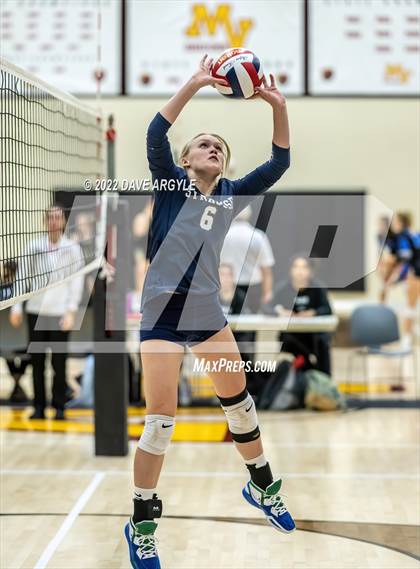 Thumbnail 2 in Syracuse vs. Bountiful (5A/6A Volleyball Challenge) photogallery.
