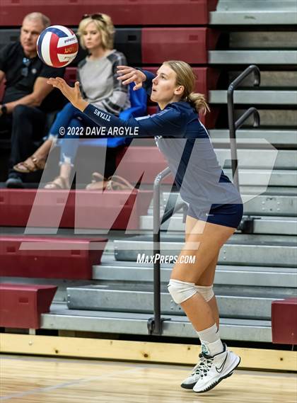 Thumbnail 2 in Syracuse vs. Bountiful (5A/6A Volleyball Challenge) photogallery.