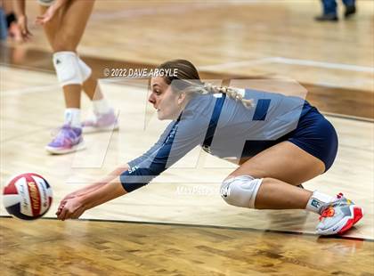 Thumbnail 3 in Syracuse vs. Bountiful (5A/6A Volleyball Challenge) photogallery.