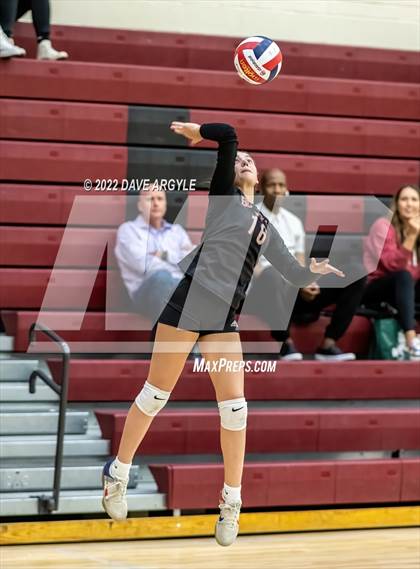 Thumbnail 1 in Syracuse vs. Bountiful (5A/6A Volleyball Challenge) photogallery.